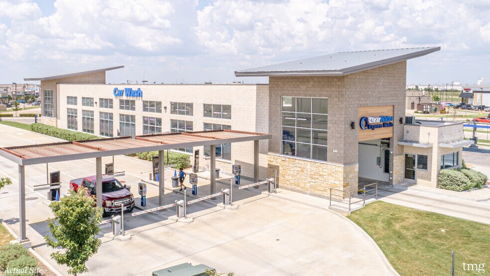 250 Crossroads Pkwy, Terrell, TX à vendre - Photo du bâtiment - Image 2 de 6