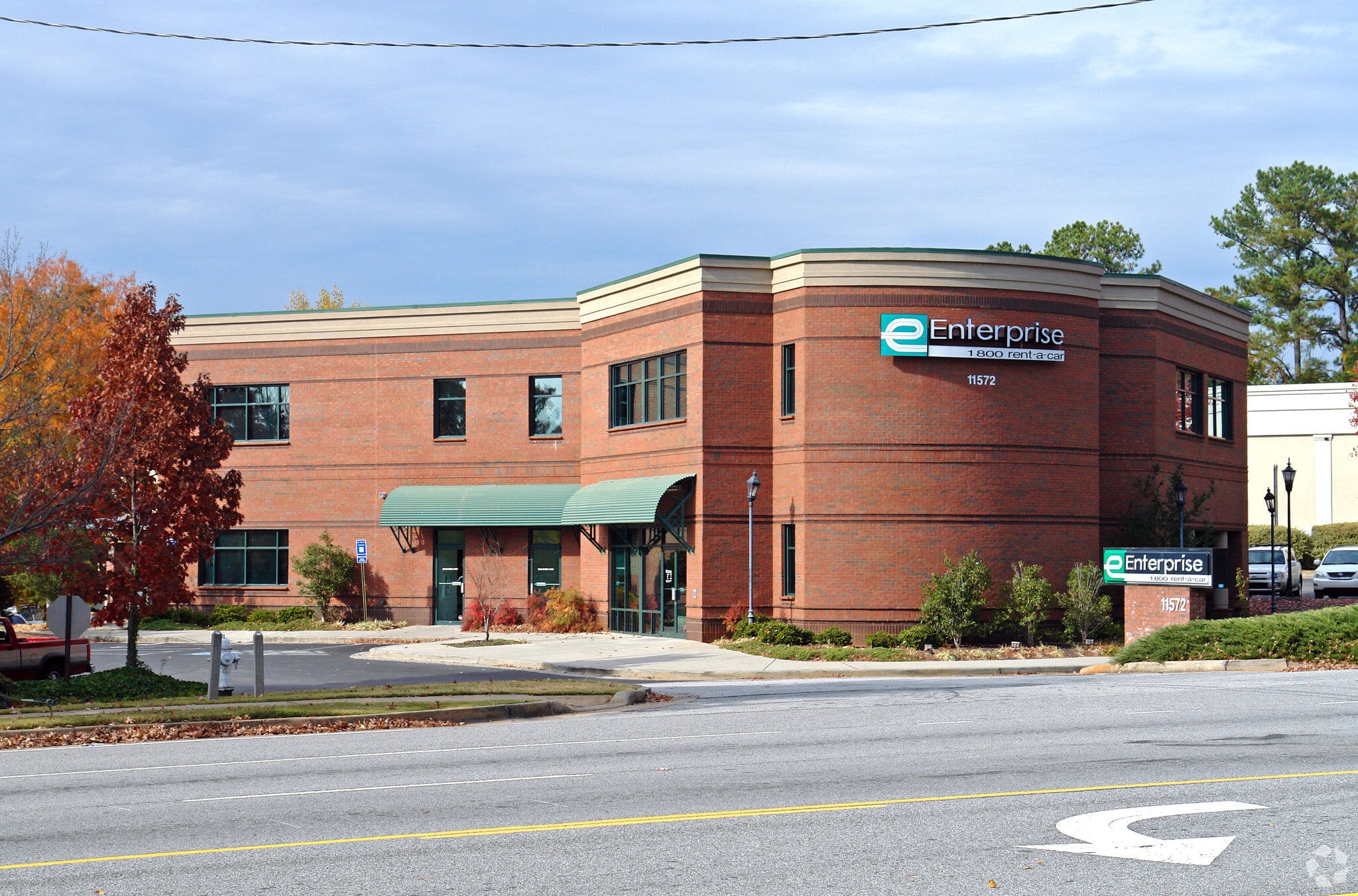 11572 Alpharetta Hwy, Roswell, GA for lease Primary Photo- Image 1 of 3