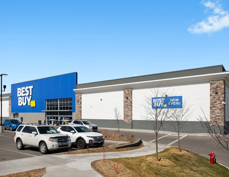 1600 County Road 42 W, Burnsville, MN for sale - Building Photo - Image 2 of 4