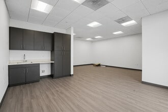 7401-7403 Lockport Pl, Lorton, VA à louer Photo intérieure- Image 2 de 24