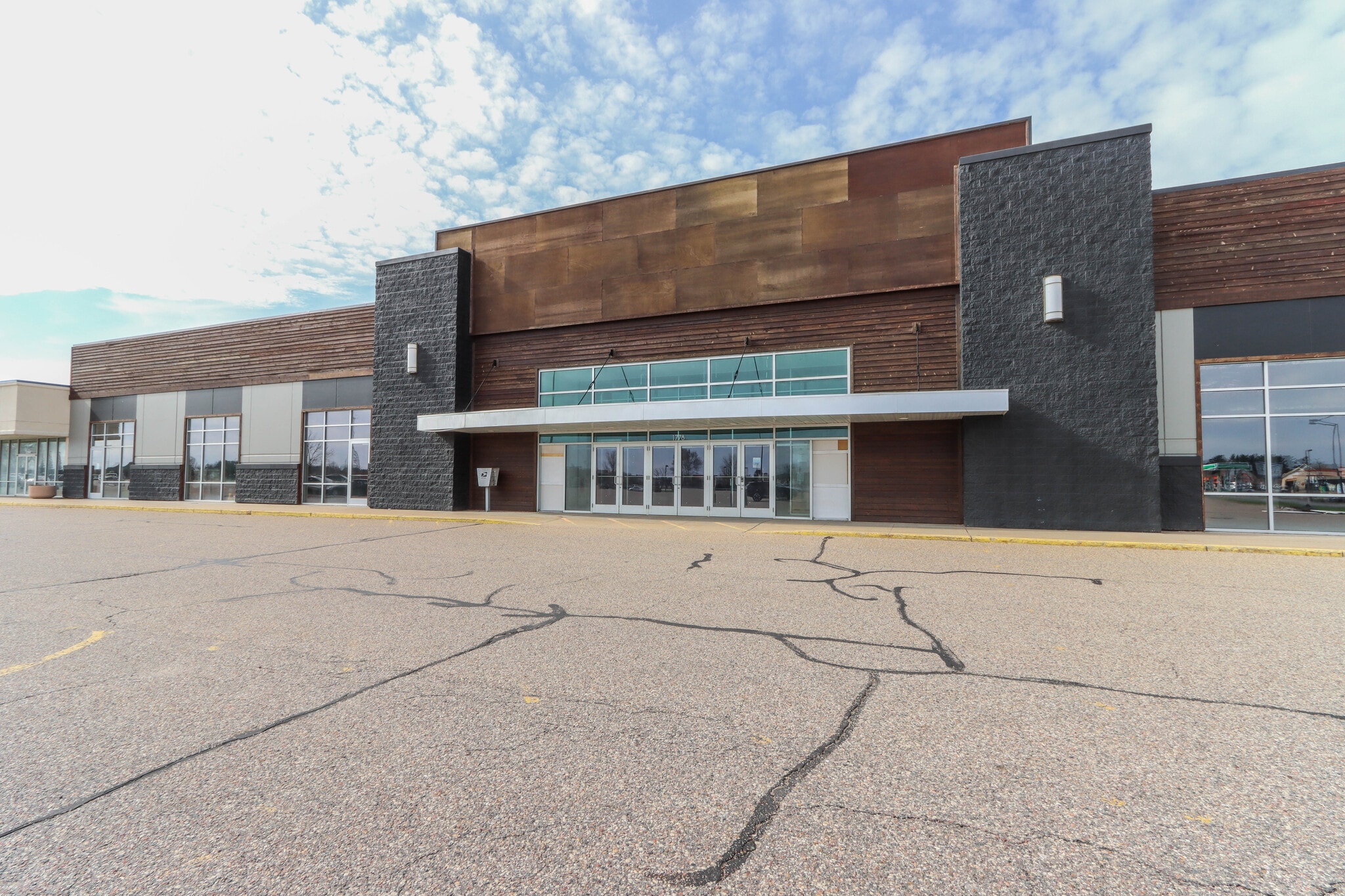 1784-1794 Plover Rd, Plover, WI for lease Building Photo- Image 1 of 26