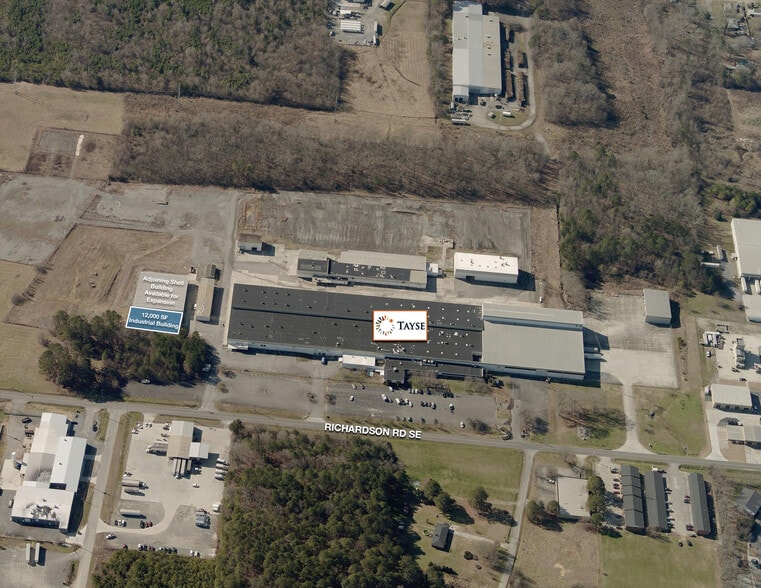 501 Richardson Rd SE, Calhoun, GA for lease - Building Photo - Image 1 of 6