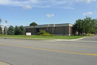 Plus de détails pour 750 E 40th St, Holland, MI - Bureau à vendre