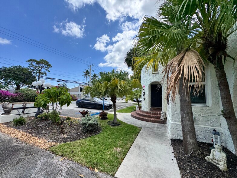 1317 SE 4th Ave, Fort Lauderdale, FL à vendre - Photo du bâtiment - Image 2 de 43