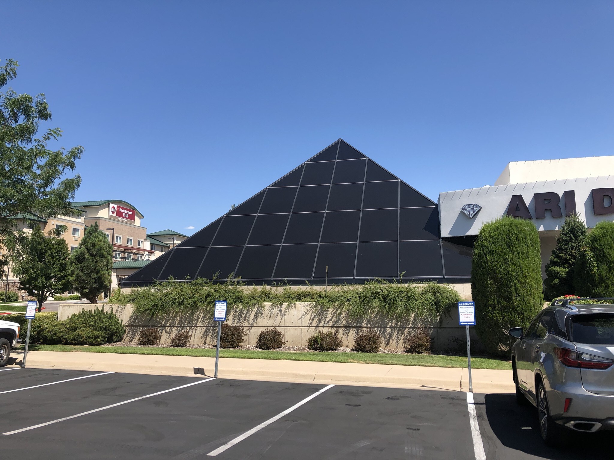 814 W 1425 N, Layton, UT for sale Primary Photo- Image 1 of 42