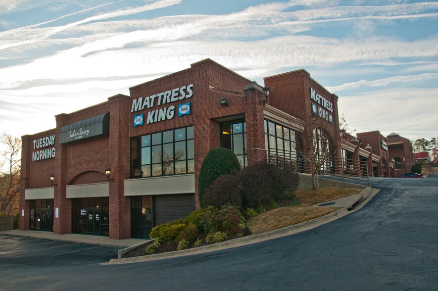 301-303 S Bowman Rd, Little Rock, AR à louer - Photo du bâtiment - Image 2 de 6