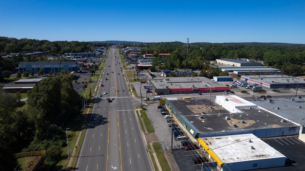 3016-3020 University Dr, Huntsville, AL à vendre - Aérien - Image 3 de 10