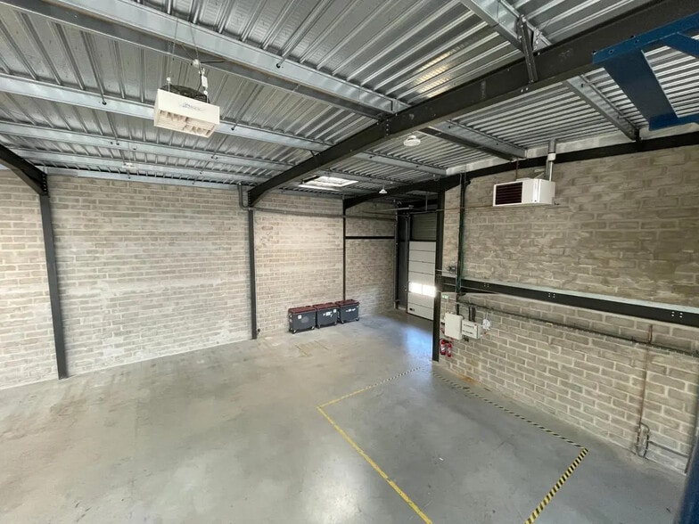 Flex in Sartrouville for sale - Interior Photo - Image 3 of 9