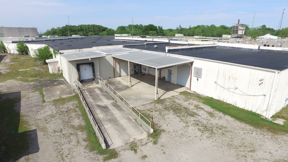 901 N Douglas St, Florence, SC à vendre - Photo du bâtiment - Image 3 de 7