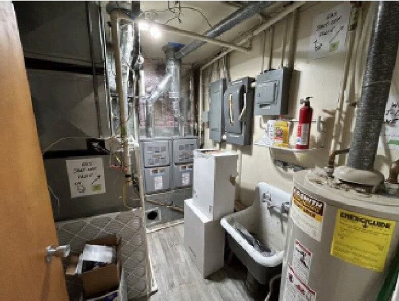 1625 S 6th St, Springfield, IL for sale - Building Photo - Image 3 of 20