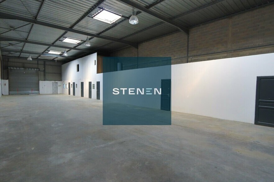 Industrial in Rognac for lease - Interior Photo - Image 3 of 5