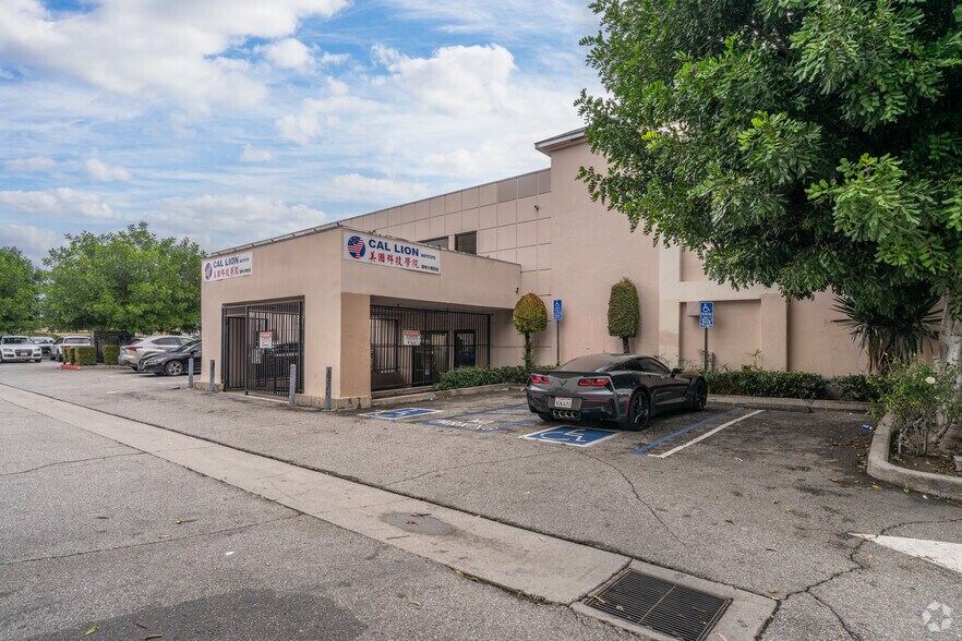 10303-10309 Garvey Ave, El Monte, CA à vendre - Photo du bâtiment - Image 2 de 4
