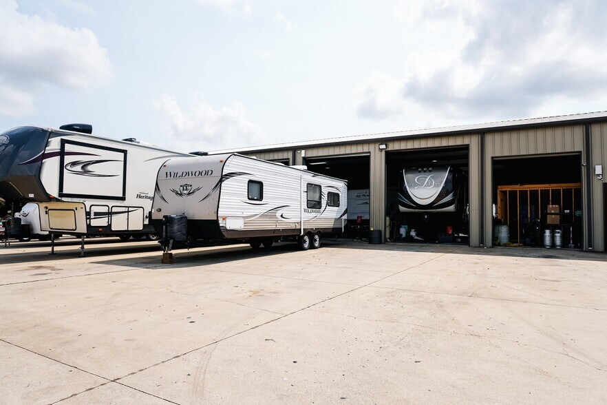 16326 Mueschke Rd, Cypress, TX for sale - Building Photo - Image 2 of 10