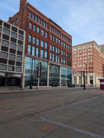 268 Main St, Buffalo, NY à vendre - Photo du bâtiment - Image 3 de 21
