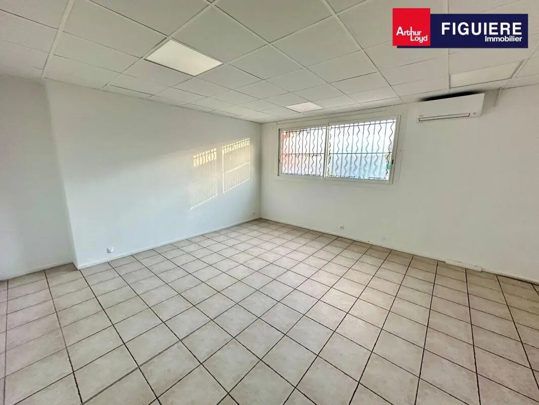 Office in Aix-en-Provence for lease Interior Photo- Image 1 of 8