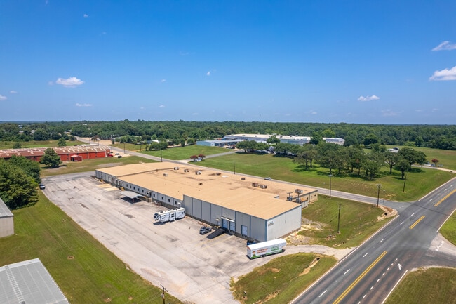 More details for 1411 Flat Creek Rd, Athens, TX - Industrial for Lease