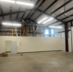 2088 Angelia M St, Fayetteville, NC for lease Interior Photo- Image 1 of 3