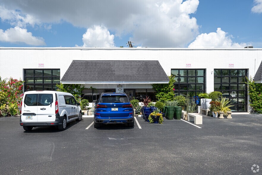 500-502 Palm St, West Palm Beach, FL à louer - Photo du bâtiment - Image 3 de 7