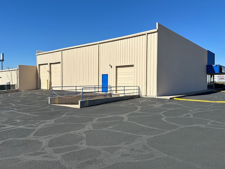 1338-1342 Lomaland Dr, El Paso, TX for lease - Building Photo - Image 3 of 3