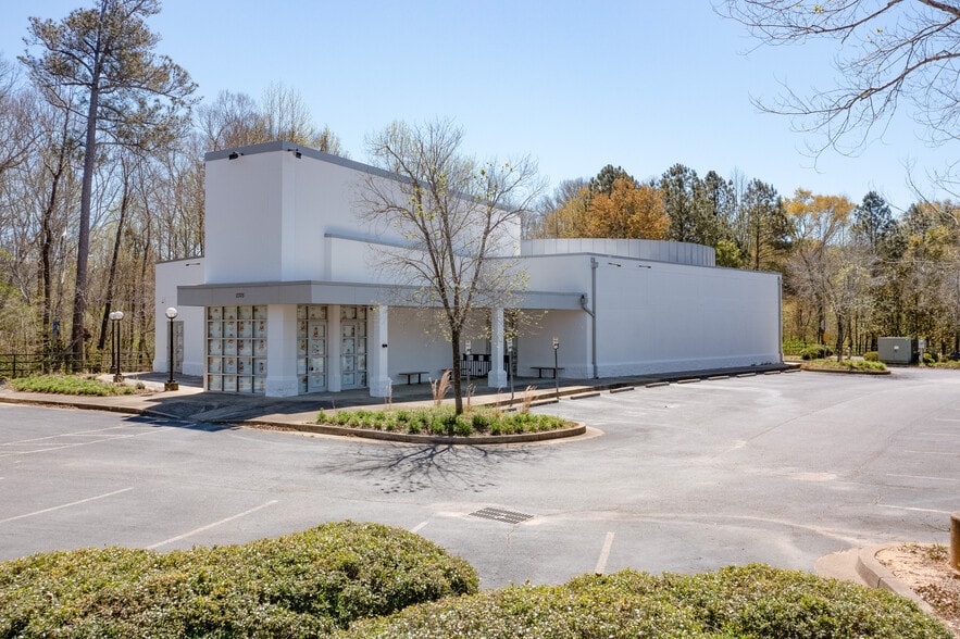 2375 Mansell Rd, Alpharetta, GA for lease - Building Photo - Image 1 of 13