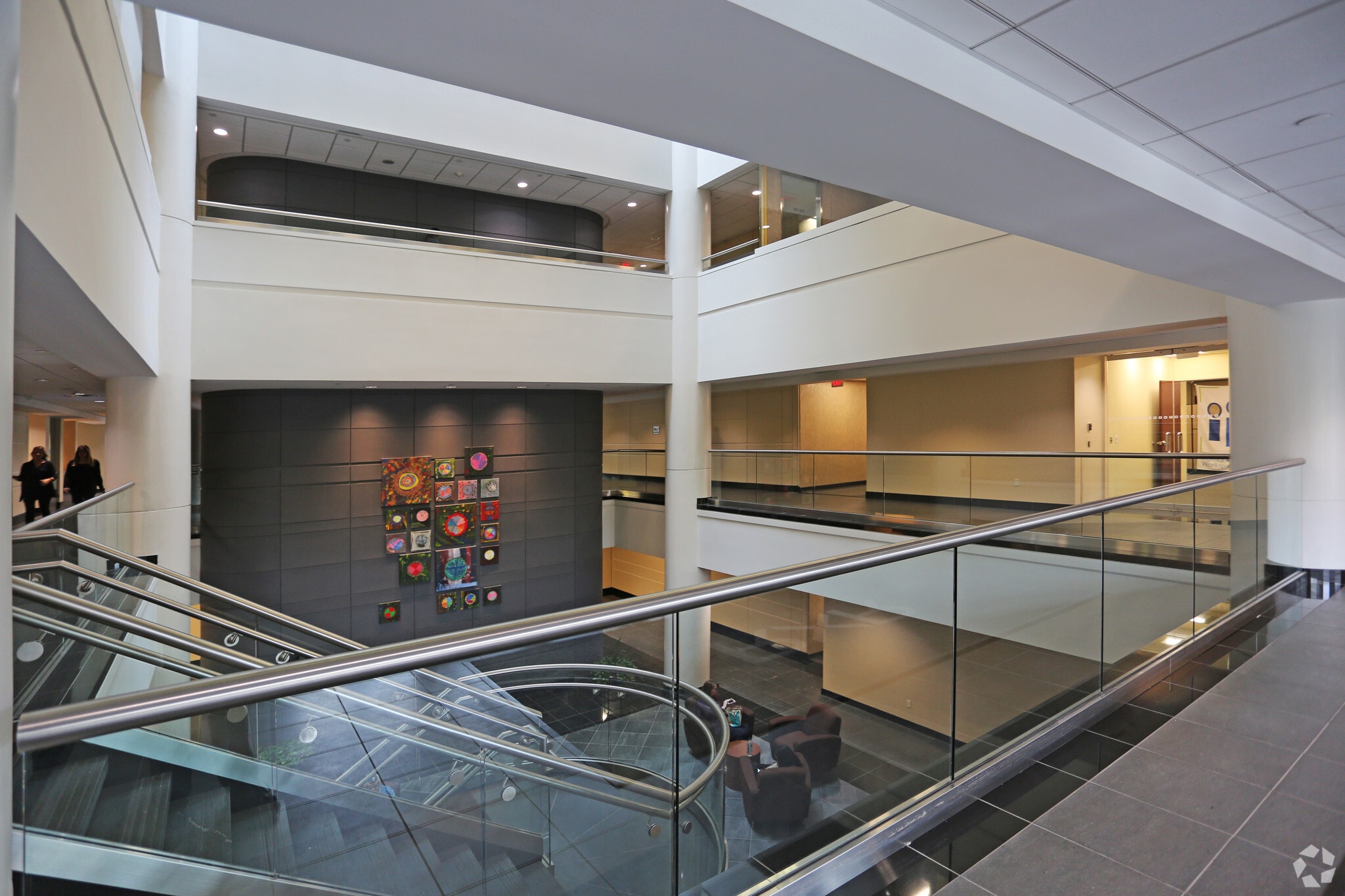 1000 Woodbury Rd, Woodbury, NY for lease Building Photo- Image 1 of 33