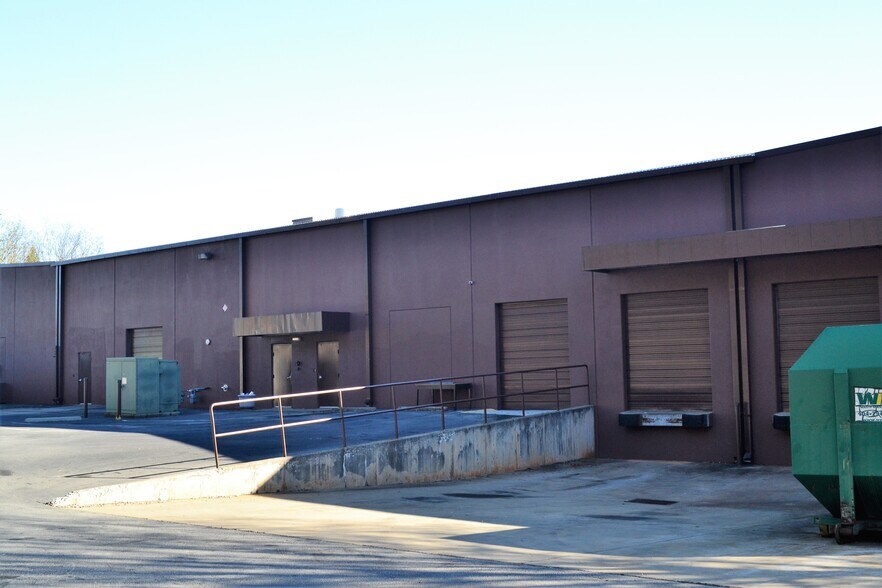 2755 Marconi Dr, Alpharetta, GA à vendre - Photo du bâtiment - Image 3 de 3