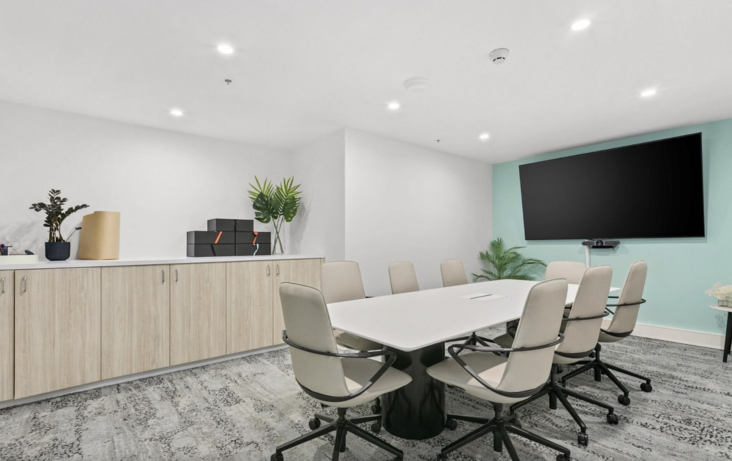 6 Cowper Wharf Rdwy, Woolloomooloo, NSW 2011 - Unit 4 - - Interior Photo - Image 2 of 3