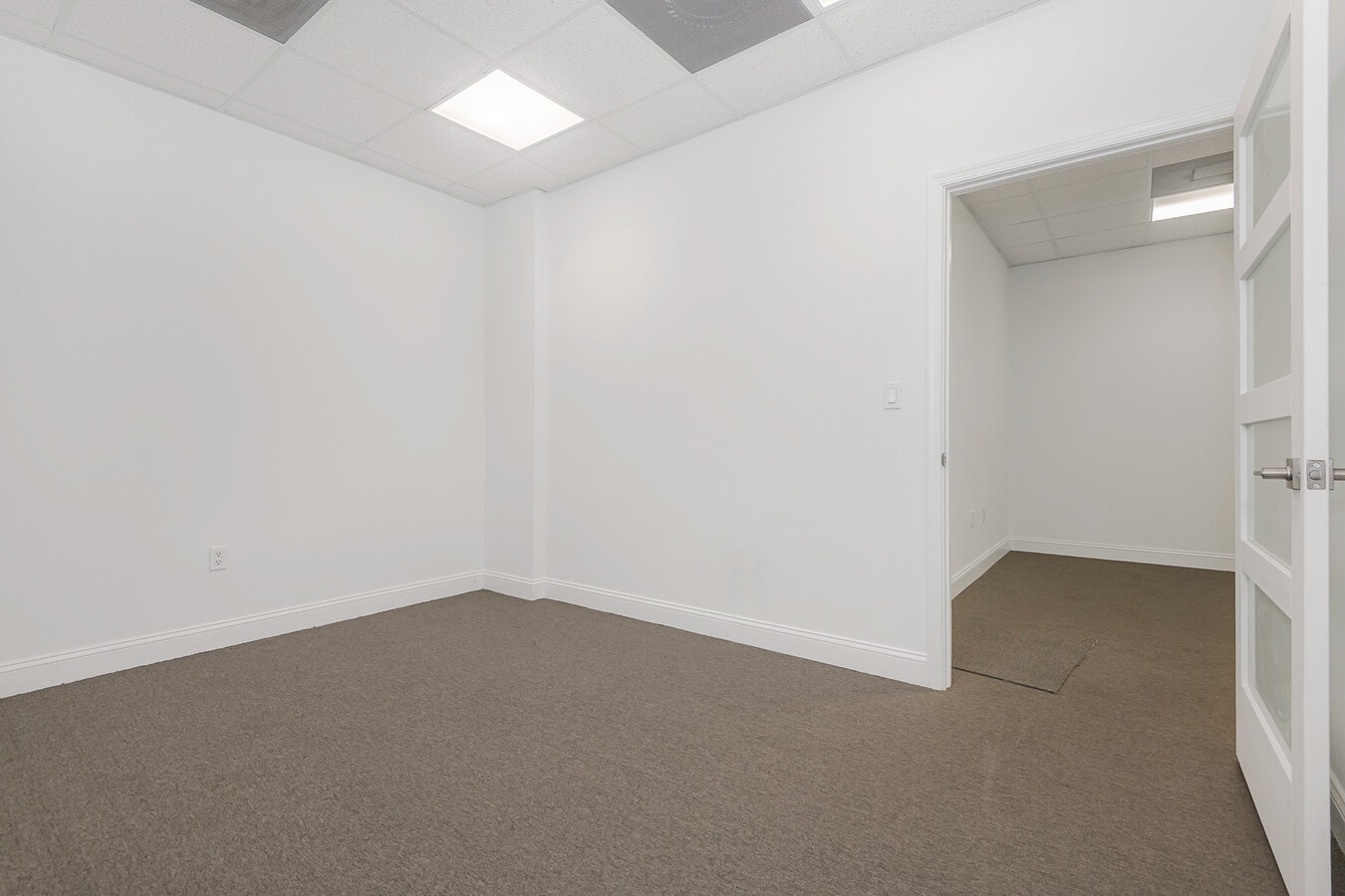 7301 Wiles Rd, Coral Springs, FL 33067 - Unit 203 -  - Interior Photo - Image 2 of 15