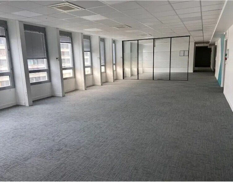 Bureau dans Boulogne-Billancourt à louer - Photo intérieure - Image 2 de 8