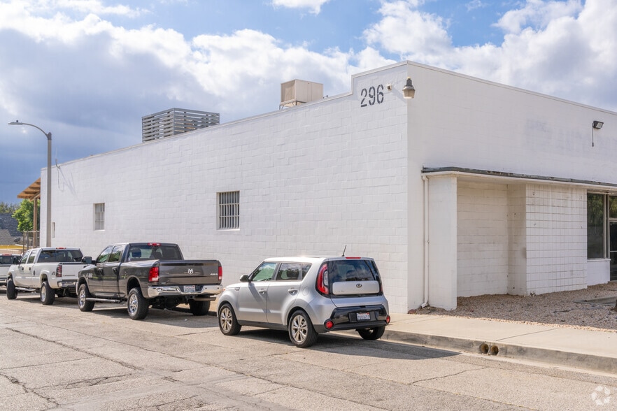 296 5th Ave, Upland, CA for sale - Primary Photo - Image 1 of 4