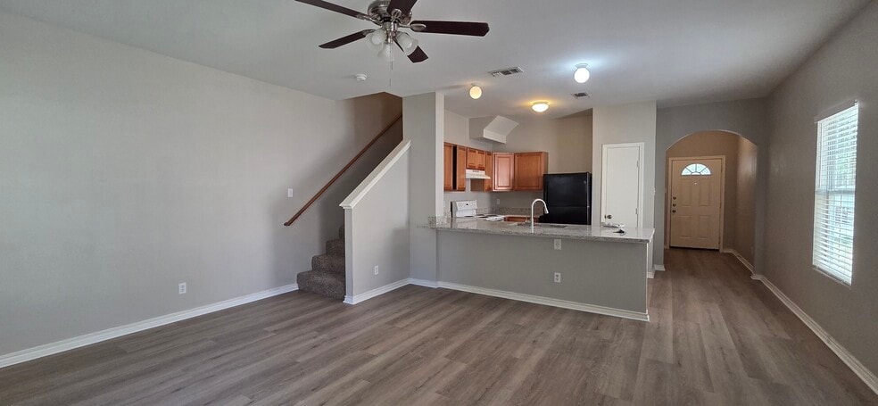 7810 Kingsbury Wood, San Antonio, TX à vendre - Photo du bâtiment - Image 3 de 16