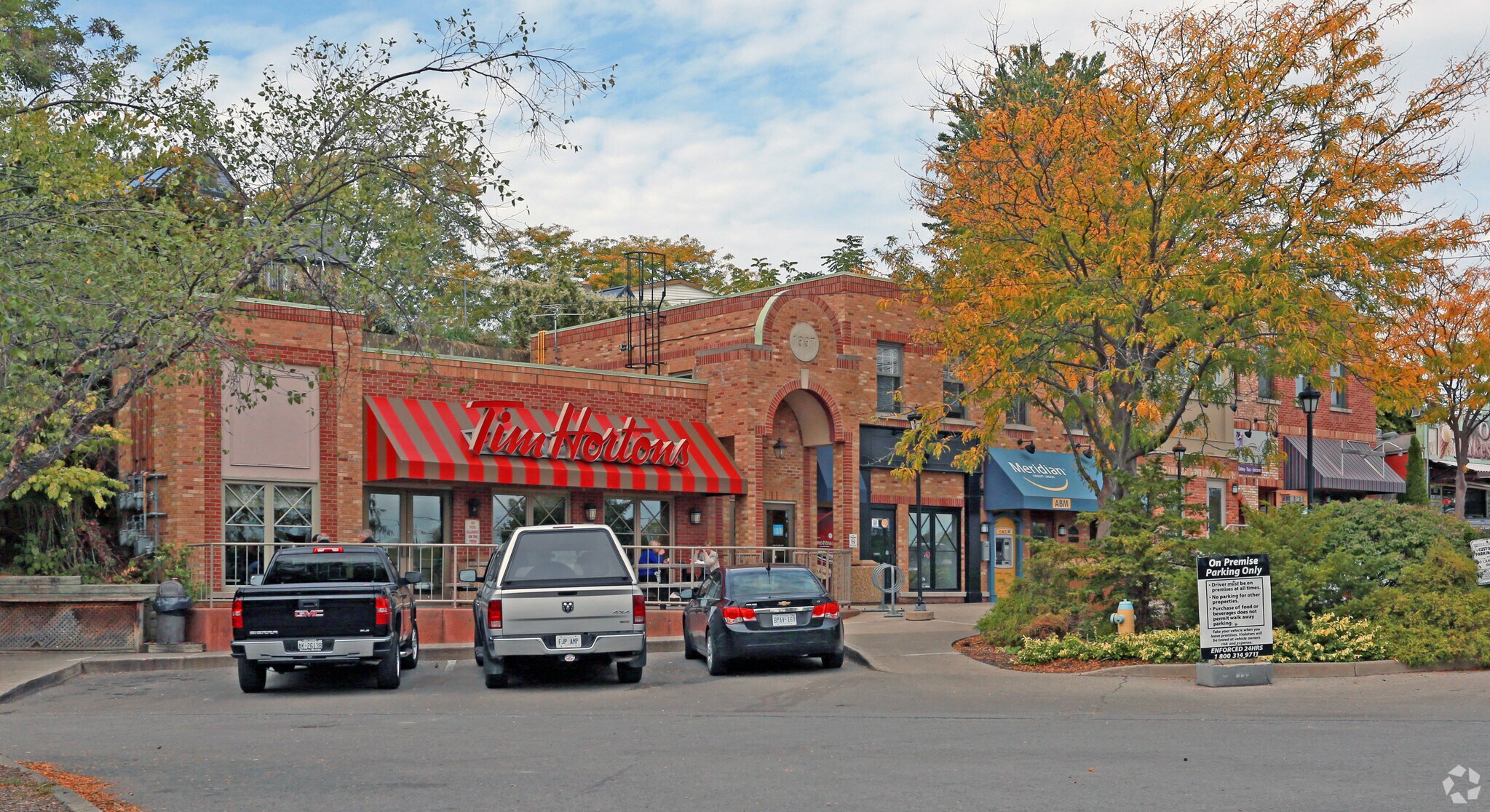 50-52 Lakeport Rd, St Catharines, ON for lease Primary Photo- Image 1 of 4