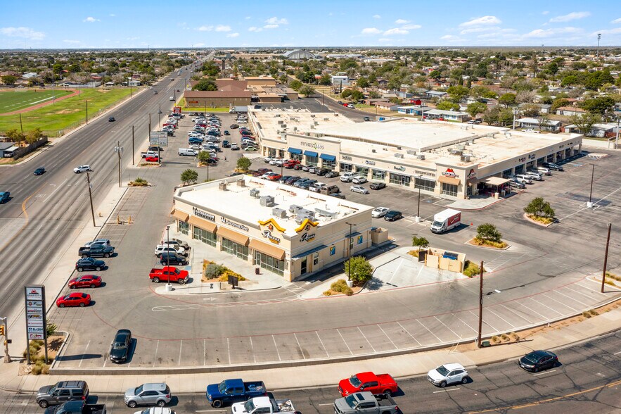 621-625 E 42nd St, Odessa, TX à vendre - Photo du bâtiment - Image 2 de 7
