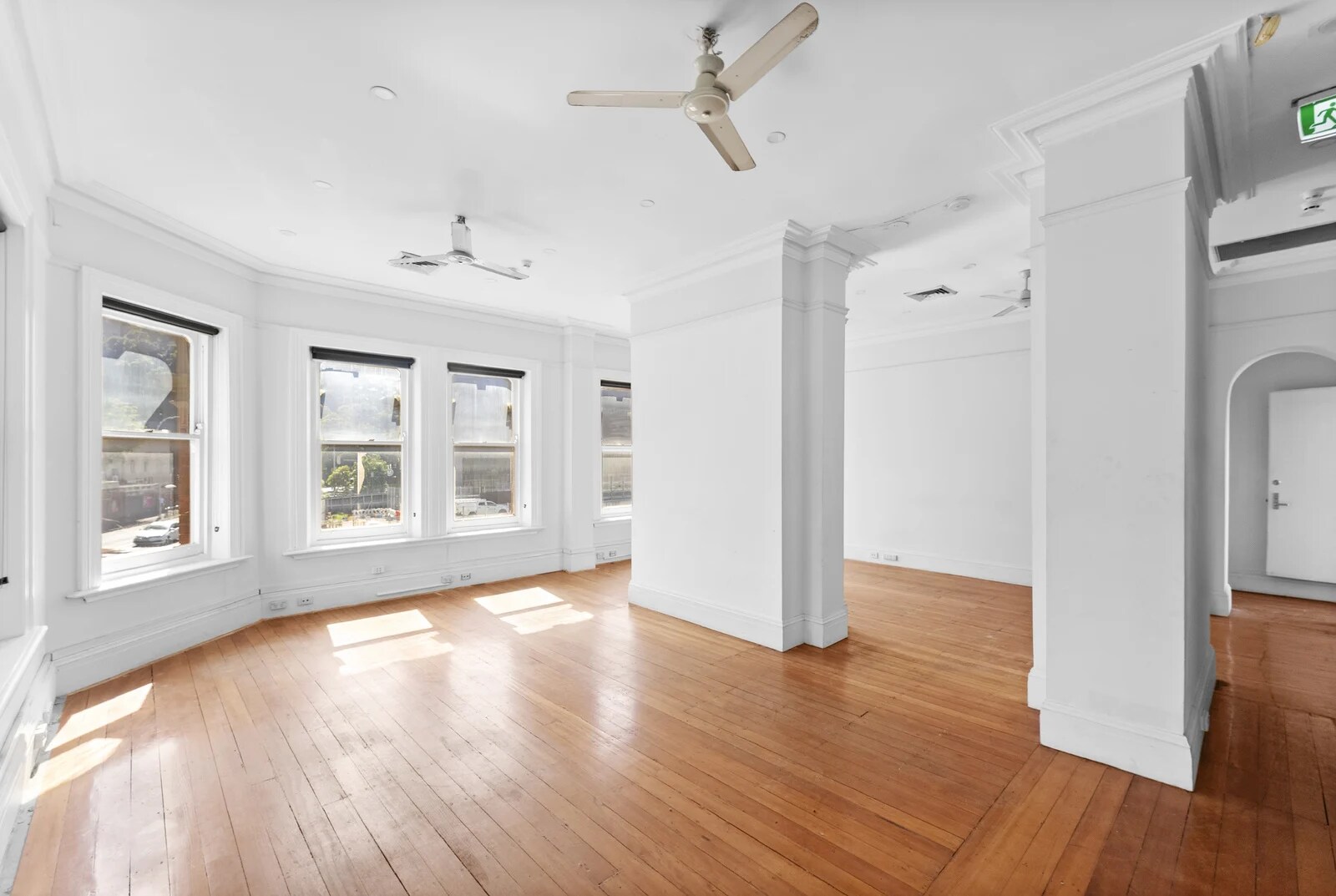 60 Botany Rd, Alexandria à louer Photo intérieure- Image 1 de 2