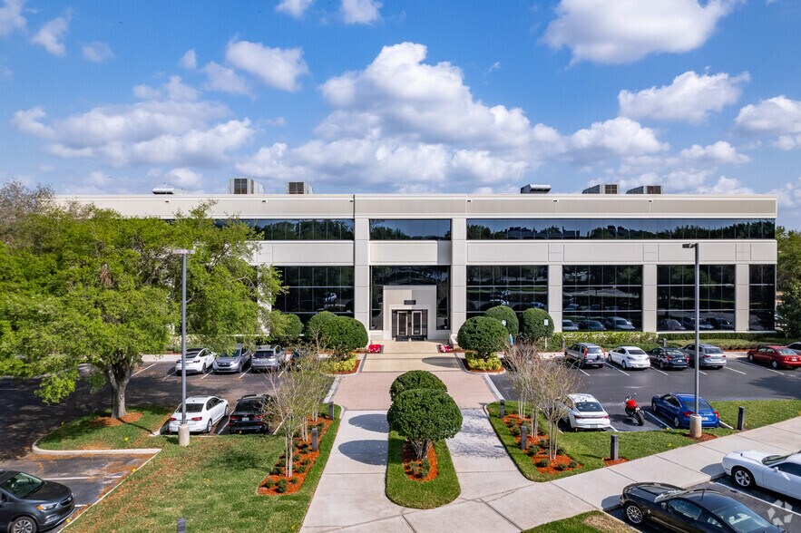 3452 Lake Lynda Dr, Orlando, FL à louer - Photo du bâtiment - Image 3 de 39