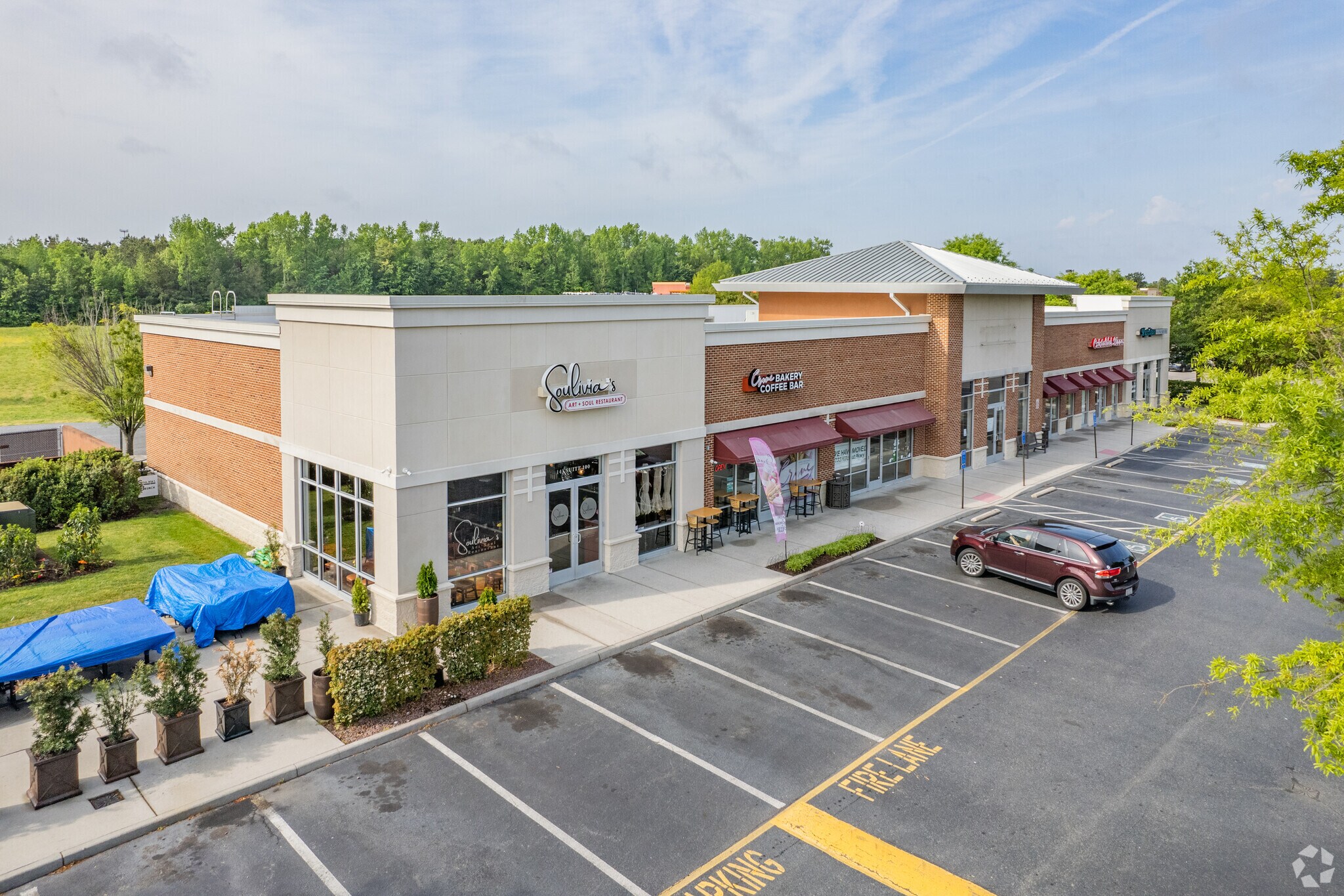 141 Hillcrest Pky, Chesapeake, VA à louer Photo principale- Image 1 de 17