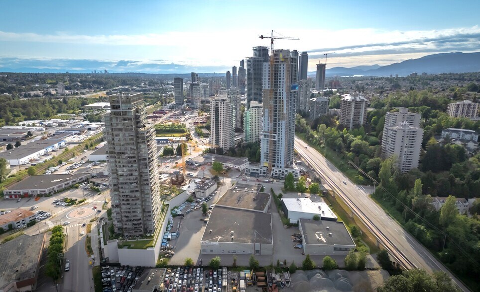 5334 Lougheed Hwy, Burnaby, BC à louer - Aérien - Image 2 de 8