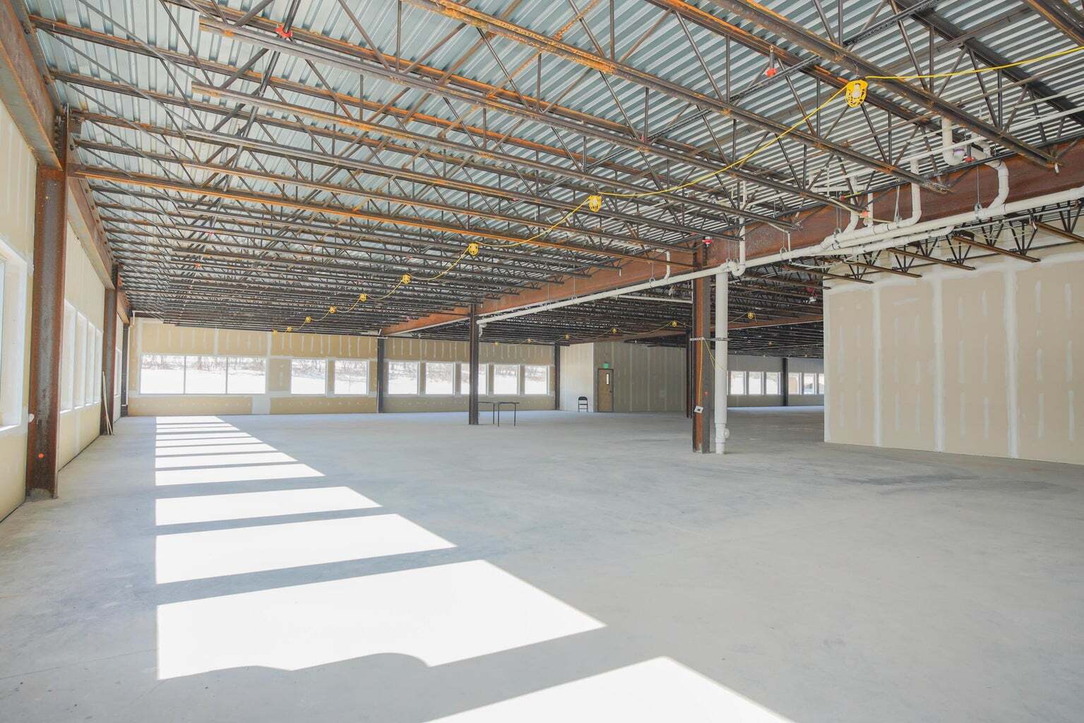 33 Tech Valley Dr, East Greenbush, NY for lease Building Photo- Image 1 of 5