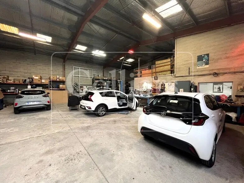 Bureau dans Aubagne à louer - Photo intérieure - Image 2 de 8