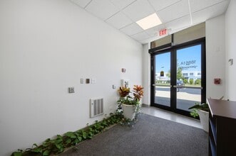 18861 S 90th Ave, Mokena, IL for lease Interior Photo- Image 2 of 60