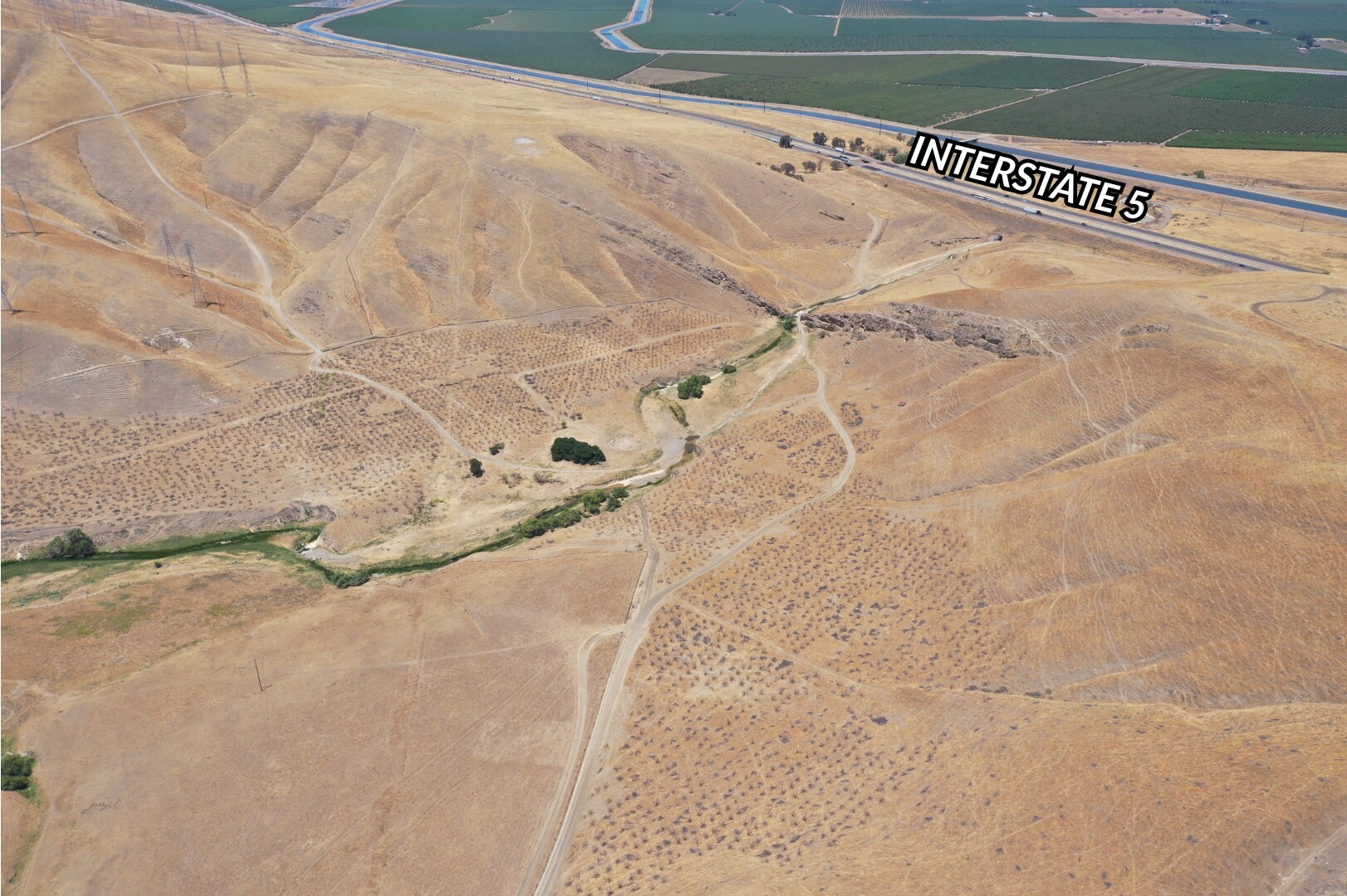 Btwn. I-5 & Del Puerto Canyon Rd., Patterson, CA for sale Primary Photo- Image 1 of 7