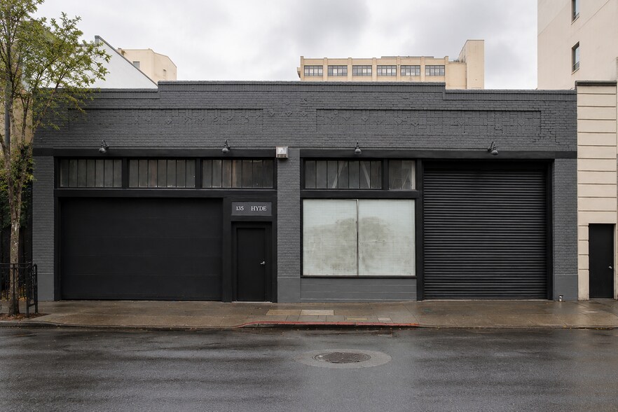 135 Hyde St, San Francisco, CA à vendre - Photo du bâtiment - Image 2 de 5