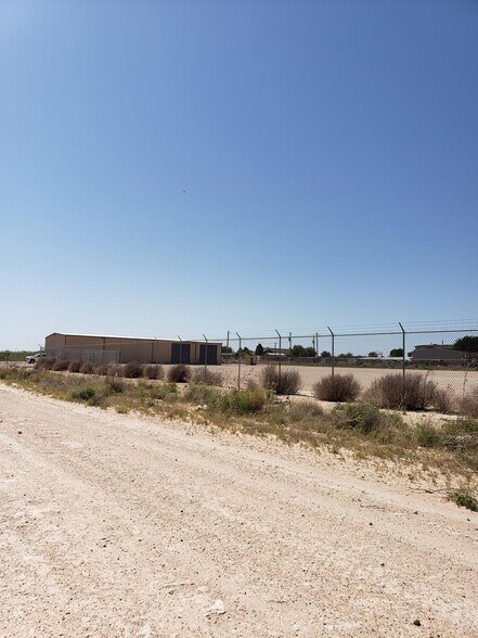 1501 E CR 139, Midland, TX à vendre - Photo du bâtiment - Image 2 de 8