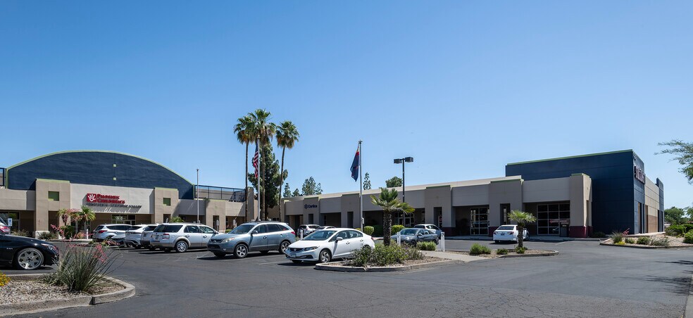 4848 E Cactus Rd, Scottsdale, AZ à louer - Photo du bâtiment - Image 3 de 6