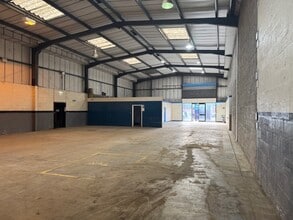 15-19 Houston Pl, Glasgow for lease Interior Photo- Image 1 of 3