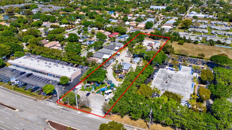 4013 W Atlantic Ave, Delray Beach, FL à vendre - Photo du bâtiment - Image 3 de 26