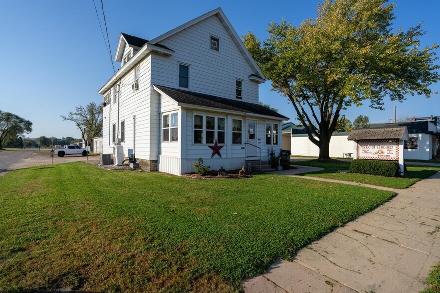 507 W Wisconsin St, Sparta, WI à vendre - Photo du bâtiment - Image 3 de 48
