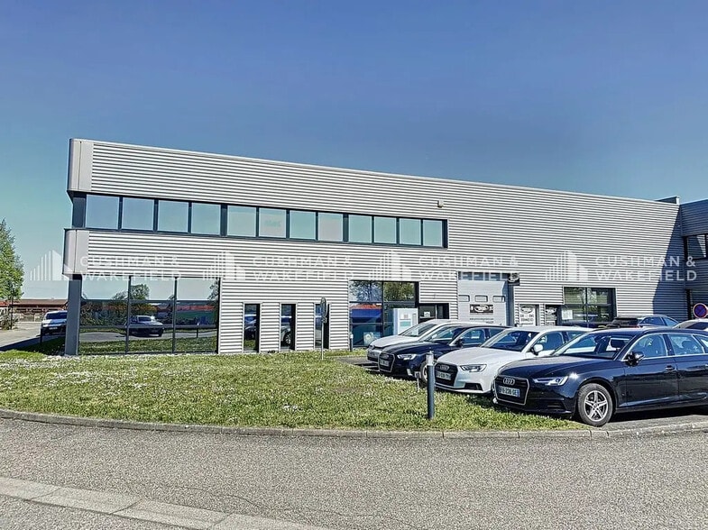 Office in Niederhausbergen for lease - Building Photo - Image 2 of 12