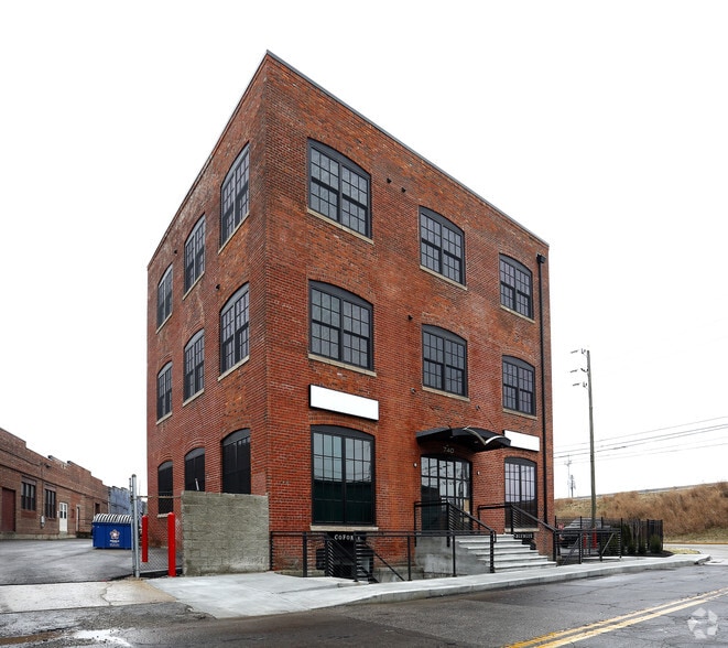 740 E North St, Indianapolis, IN for sale - Primary Photo - Image 1 of 17