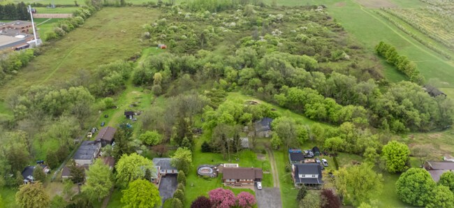 Plus de détails pour 1048 Garner Rd E, Hamilton, ON - Terrain à vendre